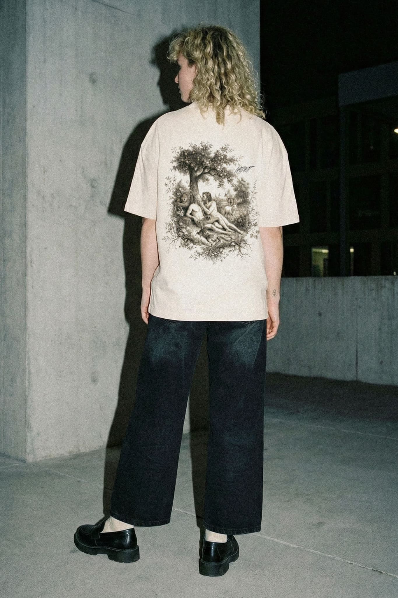 GARDEN EDEN (CLASSIC T-SHIRT)