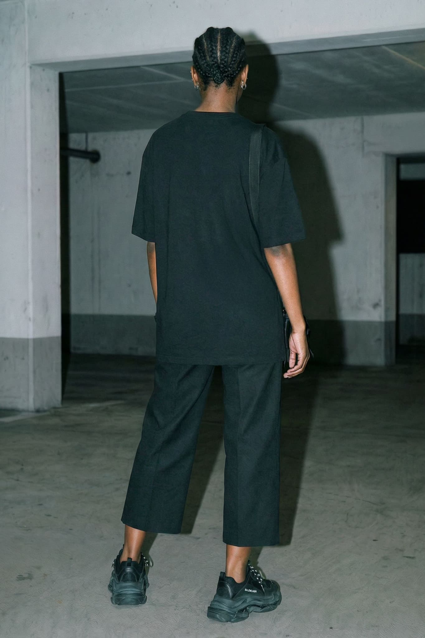 PLANET/RACISM (CLASSIC T-SHIRT)